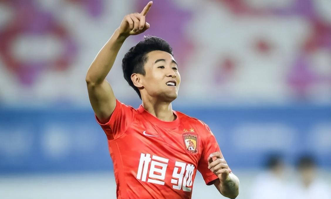 成都蓉城青训出新星，双双加盟西甲巴列卡诺！徐正源称赞支持